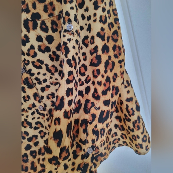 Alfred Sung Brown Leopard Print Button Up Top ~ Size M - Picture 7 of 8